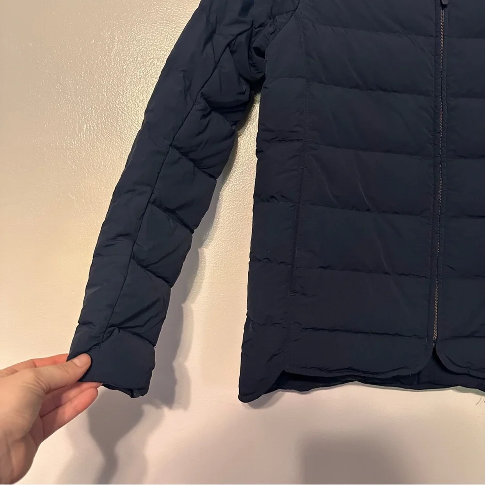 Lululemon Just Enough Puff Down Jacket in Navy size 6 - Picture 4 of 8